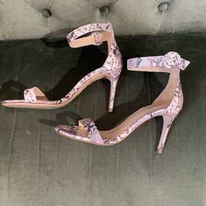 L’AGENCE Giselle Snakeskin Heels